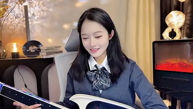 Snapshot of xiaodaibabyy chatting on February 19, 2025, 1:28 pm xiaodaibabyy online show from February 19, 2025, 1:28 pm