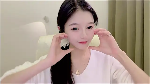 xiaodaibabyy online show from January 16, 2026, 2:10 pm