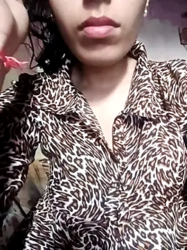 Snapshot of InLero chatting on February 23, 2025, 5:56 am InLero online show from February 23, 2025, 5:56 am