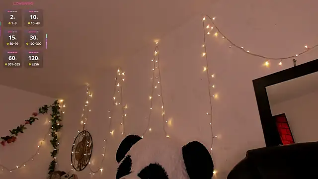 Carlasxdreams online show from January 8, 2026, 2:14 am