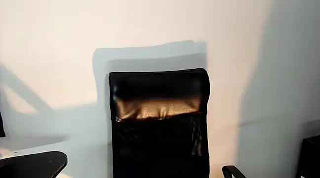 Snapshot of AbrahanBratz chatting on December 25, 2024, 3:49 pm AbrahanBratz online show from December 25, 2024, 3:49 pm