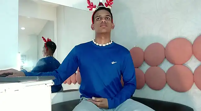 Snapshot of AbrahanBratz chatting on December 27, 2024, 9:00 pm AbrahanBratz online show from December 27, 2024, 9:00 pm