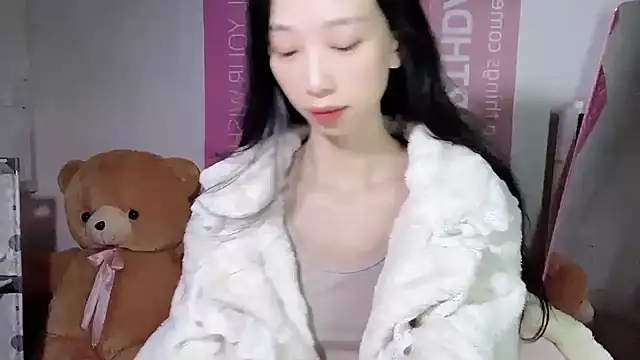 Lili-2 online show from December 11, 2024, 2:54 pm