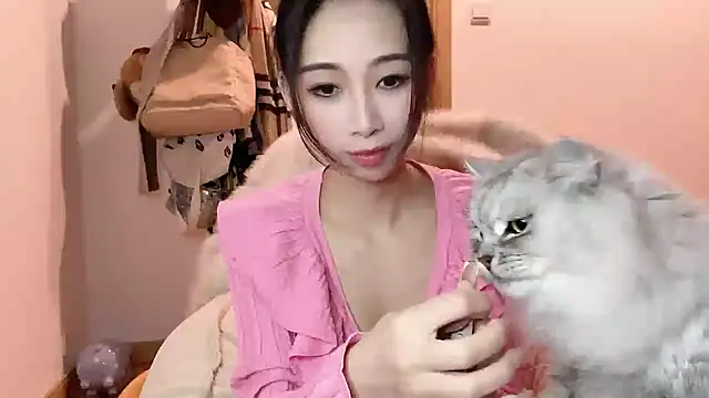 Lili-2 online show from January 13, 2025, 2:00 pm