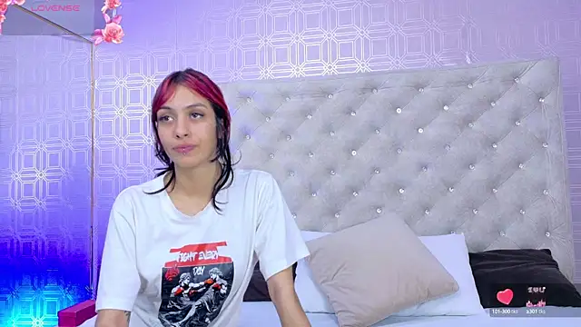 Snapshot of Derieri_D chatting on October 13, 2025, 7:47 pm Derieri D online show from October 13, 2025, 7:47 pm