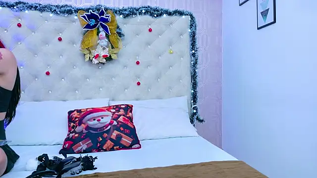 Derieri D online show from December 2, 2025, 6:36 pm