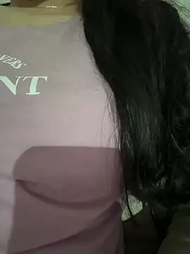 Snapshot of Lina-lolo chatting on May 16, 2026, 8:18 pm Lina-lolo online show from May 16, 2026, 8:18 pm