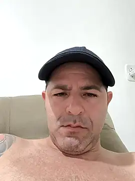 Marciogrei online show from September 12, 2025, 12:11 am