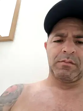 Marciogrei online show from October 5, 2025, 7:23 pm