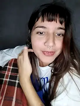 Snapshot of Cloeegoth chatting on March 16, 2025, 8:32 am Cloeegoth online show from March 16, 2025, 8:32 am