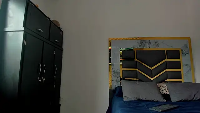 MattDevon online show from September 15, 2025, 12:49 pm