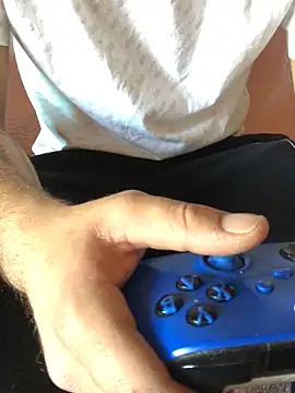 CrazyBoy95 online show from October 11, 2025, 1:53 pm