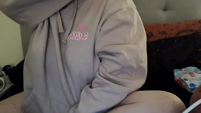 Tallulah-mae-xoxox online show from March 3, 2025, 9:48 pm