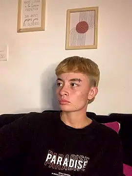 nico 18x online show from February 7, 2025, 1:25 am