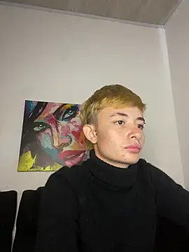 nico 18x online show from February 10, 2025, 9:04 pm