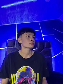 nico 18x online show from February 20, 2025, 2:18 am