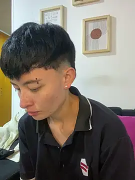 nico 18x online show from March 5, 2025, 2:14 am