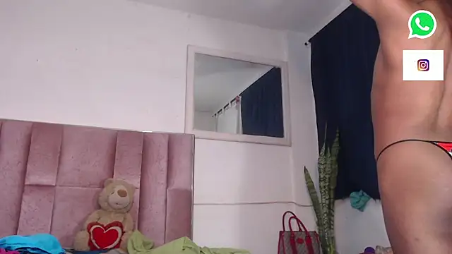 Snapshot of princes_bigcock_1 chatting on October 9, 2025, 6:39 pm princes bigcock 1 online show from October 9, 2025, 6:39 pm