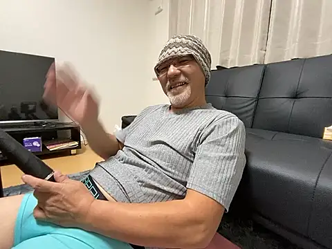 Grandpa29hijii online show from October 24, 2025, 1:18 pm