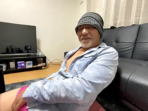 Grandpa29hijii online show from October 29, 2025, 1:46 pm