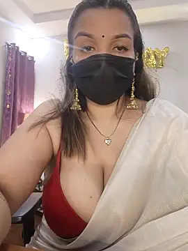 Snapshot of Archi-07 chatting on October 30, 2025, 7:03 pm Archi-07 online show from October 30, 2025, 7:03 pm