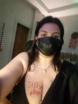 Snapshot of Archi-07 chatting on November 3, 2025, 9:27 pm Archi-07 online show from November 3, 2025, 9:27 pm