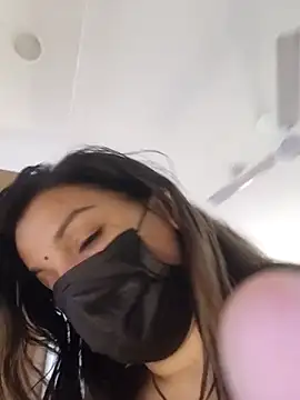 Snapshot of Archi-07 chatting on November 14, 2025, 8:07 pm Archi-07 online show from November 14, 2025, 8:07 pm