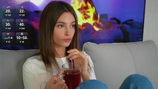 EvaLung777 online show from November 4, 2025, 8:35 am