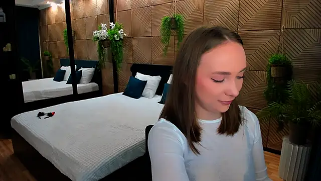 TrueReincarnation online show from October 21, 2025, 4:19 pm