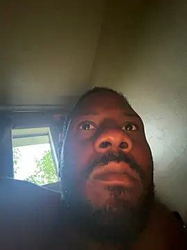 Snapshot of louu51 chatting on July 29, 2026, 1:09 pm louu51 online show from July 29, 2026, 1:09 pm