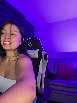 missycanoo online show from March 19, 2025, 1:54 am