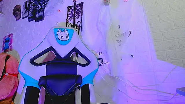 missycanoo online show from October 14, 2025, 1:17 am