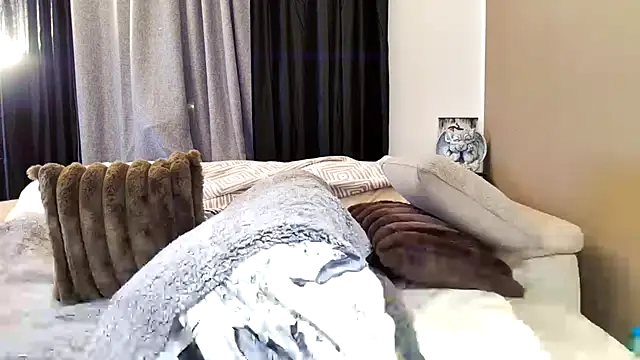 snowpanter online show from February 23, 2025, 8:44 pm