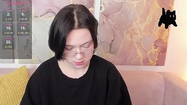 fiamoory online show from February 28, 2026, 2:45 am