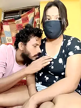 Radhikadavi879 online show from February 2, 2025, 3:17 pm