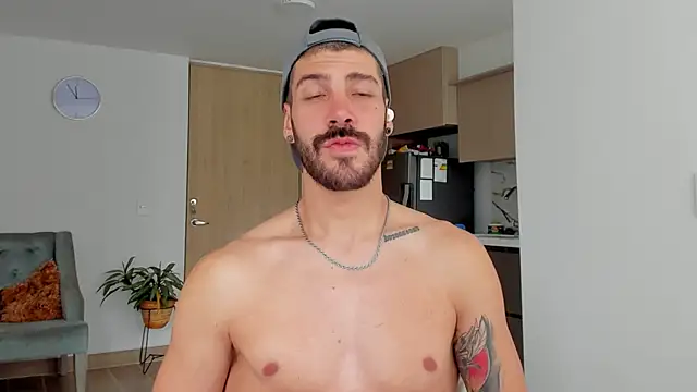 Guyinthemountain online show from February 8, 2025, 9:25 pm