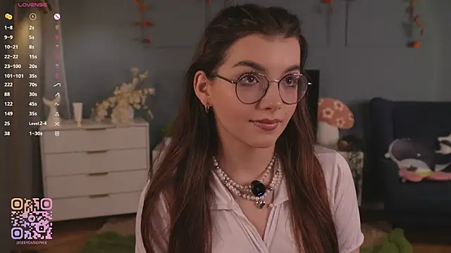 Snapshot of FlairEdgin chatting on November 30, 2025, 7:07 pm FlairEdgin online show from November 30, 2025, 7:07 pm