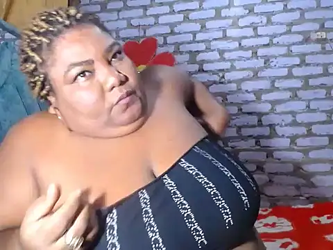 bustyboobsperver online show from October 28, 2025, 11:18 pm