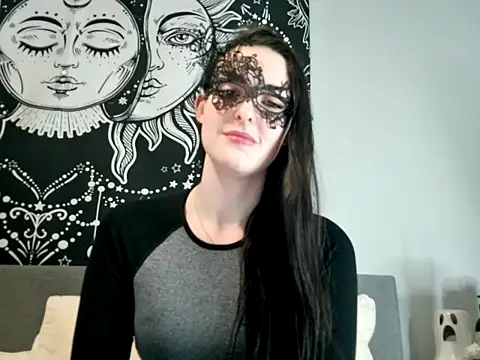 LexiSnowUK online show from January 30, 2025, 9:04 am