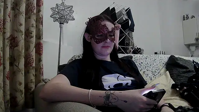 Snapshot of LexiSnowUK chatting on March 16, 2026, 10:03 pm LexiSnowUK online show from March 16, 2026, 10:03 pm