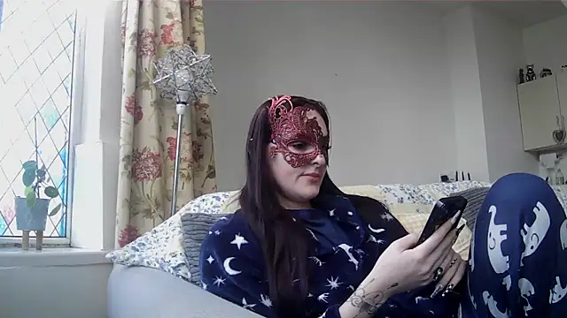 Snapshot of LexiSnowUK chatting on March 18, 2026, 9:34 am LexiSnowUK online show from March 18, 2026, 9:34 am