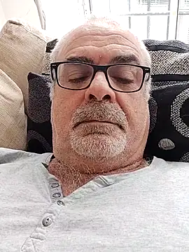 Snapshot of Satiro_Sevilla chatting on March 9, 2025, 1:48 pm Satiro Sevilla online show from March 9, 2025, 1:48 pm