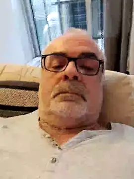 Snapshot of Satiro_Sevilla chatting on March 10, 2025, 6:01 pm Satiro Sevilla online show from March 10, 2025, 6:01 pm