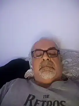 Snapshot of Satiro_Sevilla chatting on March 23, 2025, 12:47 am Satiro Sevilla online show from March 23, 2025, 12:47 am