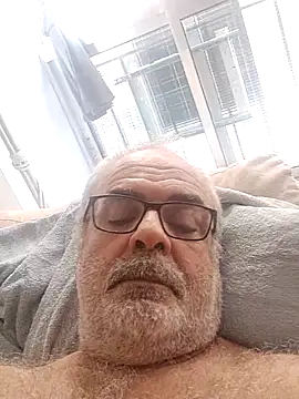 Snapshot of Satiro_Sevilla chatting on September 14, 2025, 5:12 pm Satiro Sevilla online show from September 14, 2025, 5:12 pm