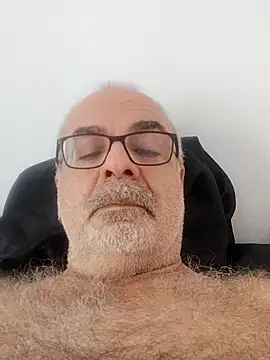 Snapshot of Satiro_Sevilla chatting on October 1, 2025, 4:13 pm Satiro Sevilla online show from October 1, 2025, 4:13 pm