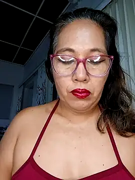 anniecoopeer online show from January 26, 2025, 12:01 pm