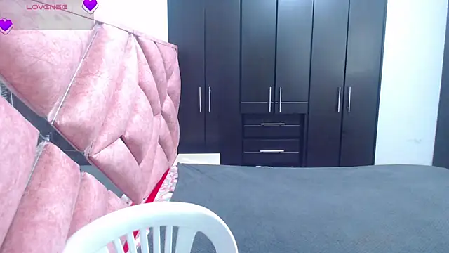 moan sex2 online show from March 28, 2026, 2:55 am