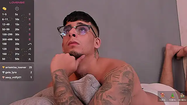 iamcamiloo  online show from December 27, 2024, 9:32 pm