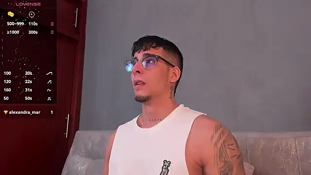 iamcamiloo  online show from January 15, 2025, 9:45 am